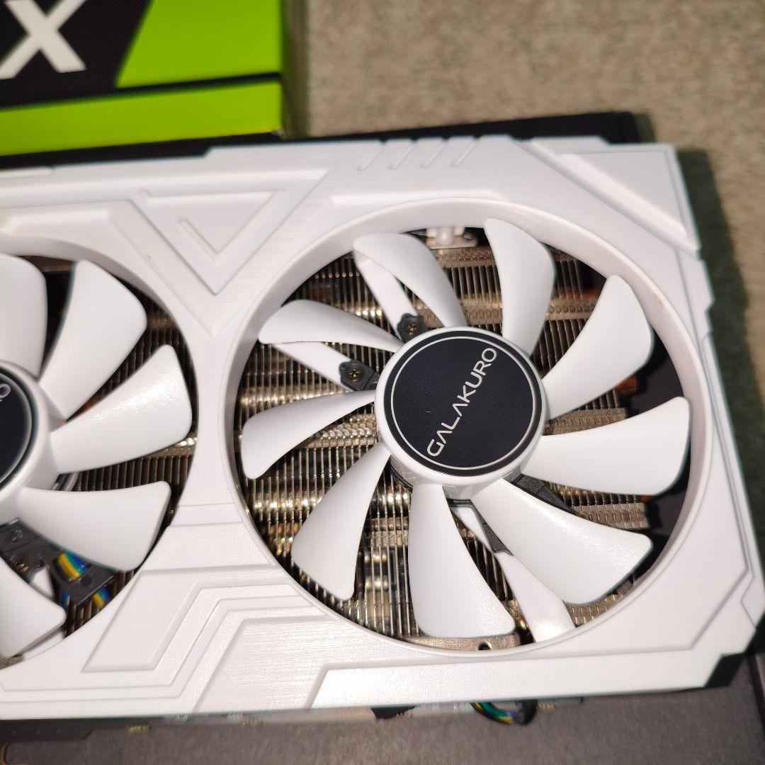 玄人志向GK-RTX2070SP-E8GB/WHITE/ RTX2070Supe