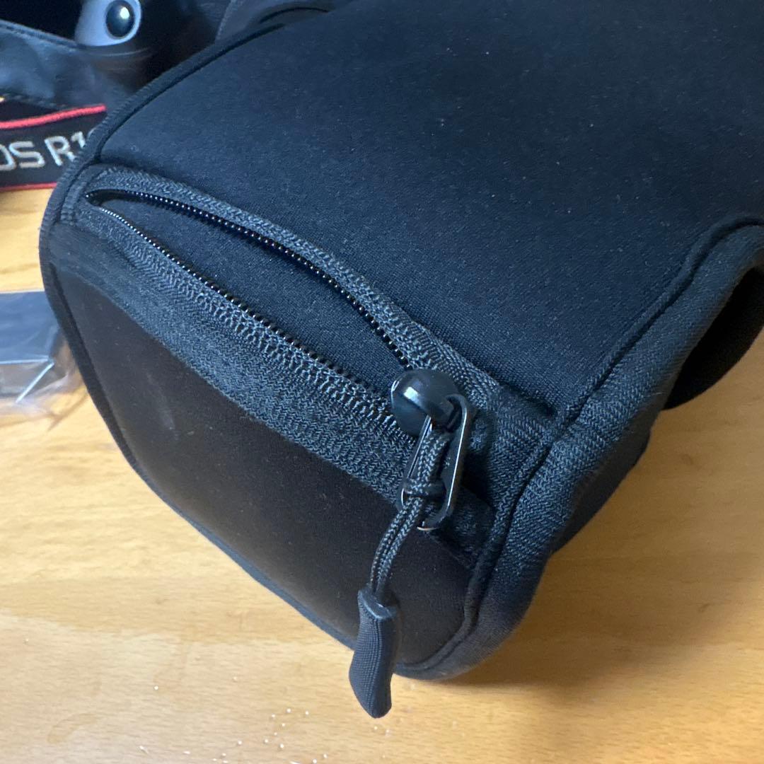 EOSR10,RF-S18-150mm,純正バッテリ×4,カメラケースフィルタ付