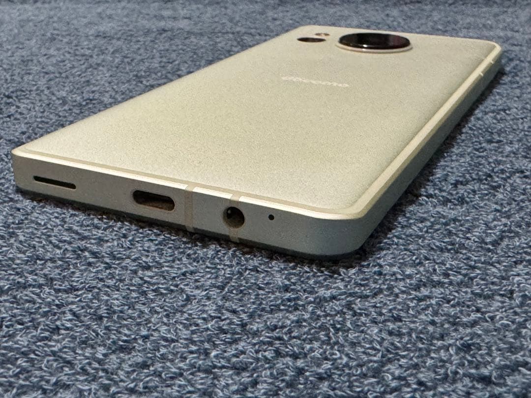 NO1800 AQUOS sense8 SH-64D SIMフリー