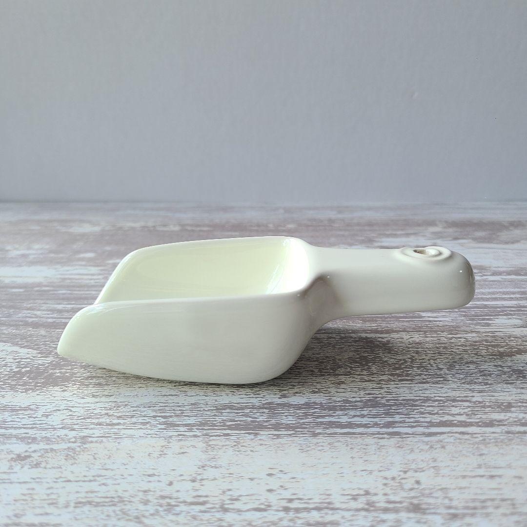 【美品】LE CREUSET ペットフード・コンテナー (スクープ付き)