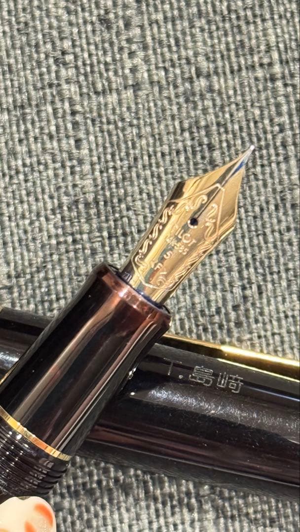 Pilot カスタム74万年筆 日本製 黒 14K 585