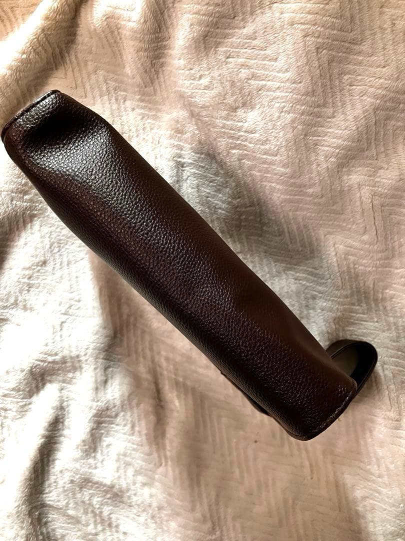 エミレーツファーストクラス　メンズ　BVLGARI ポーチ　アメニティセット