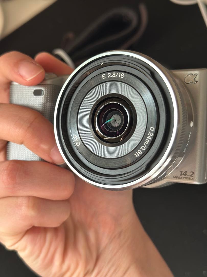 ソニー ミラーレス一眼カメラNEX-5 SONY E 2.8/16 単焦点レンズ