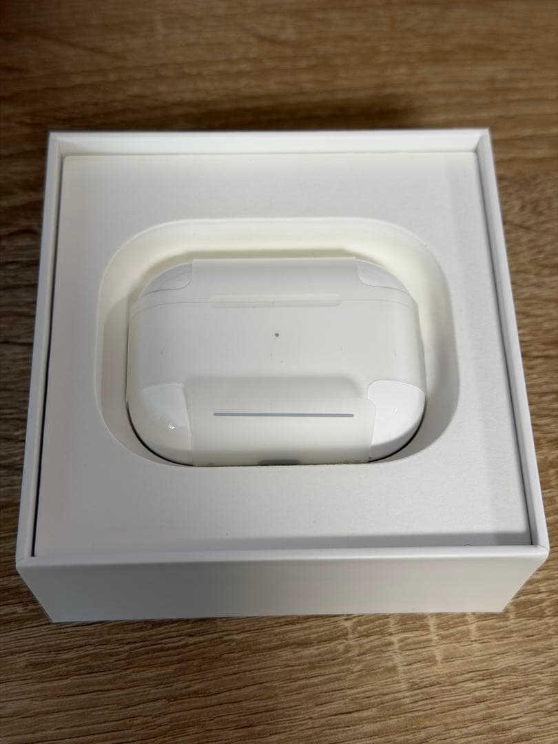 O*i様 AirPods Pro 2 lightning 本体 付属品全て付き