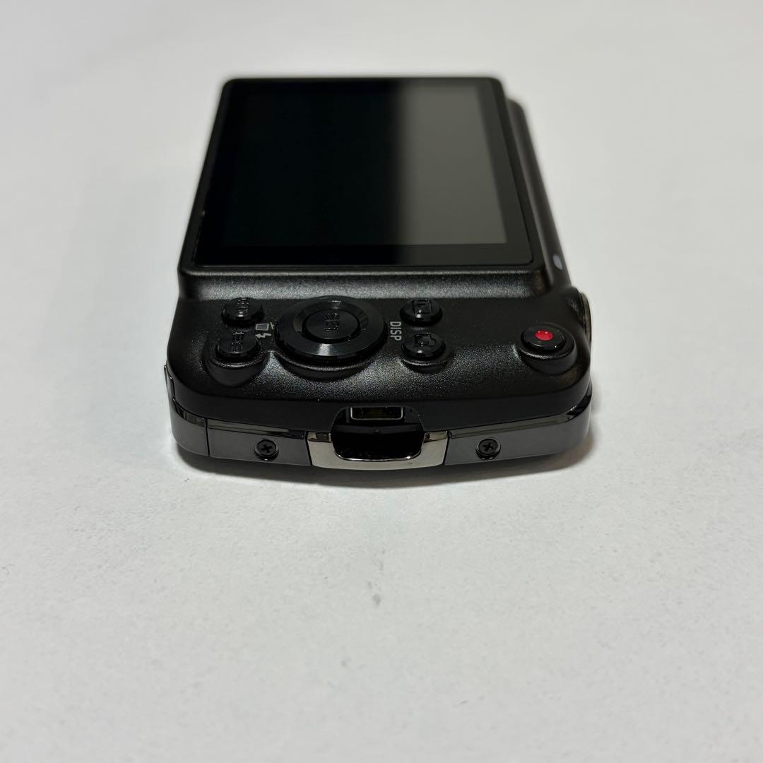 美品 CASIO EXILIM コンパクトデジタルカメラ EX-Z330