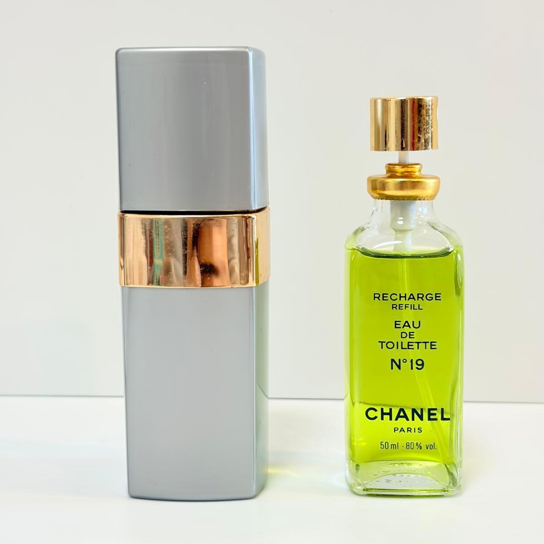 新品未使用　CHANEL シャネル　19番　オードトワレ　香水 50ml