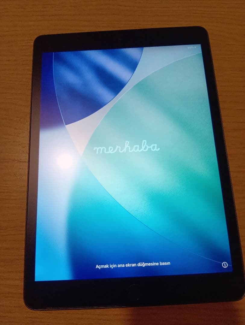 美品　Apple iPad 第9世代 10.2インチ スペースグレー 本体
