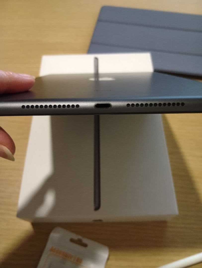 美品　Apple iPad 第9世代 10.2インチ スペースグレー 本体