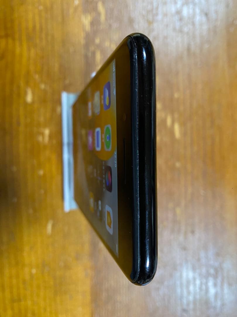 iPhone 7 Plus jet black 128GB SIMフリー