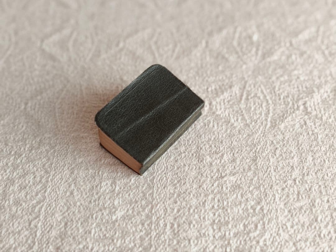 * antique mini book ❀ ミニブック シェイクスピア 豆本