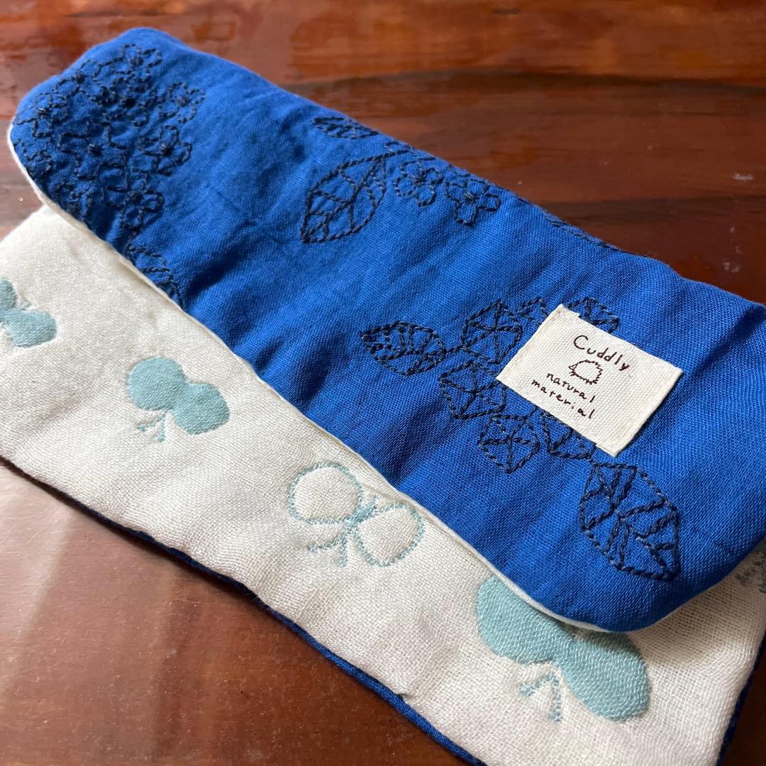 8重ガーゼハンカチ 紫陽花刺繍ガーゼ ②