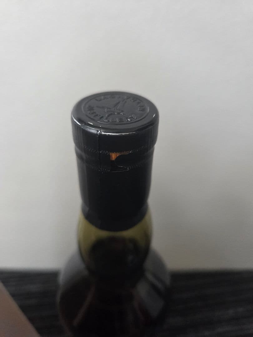 ト*ル様 Lagavulin 8 Year Old 700ml