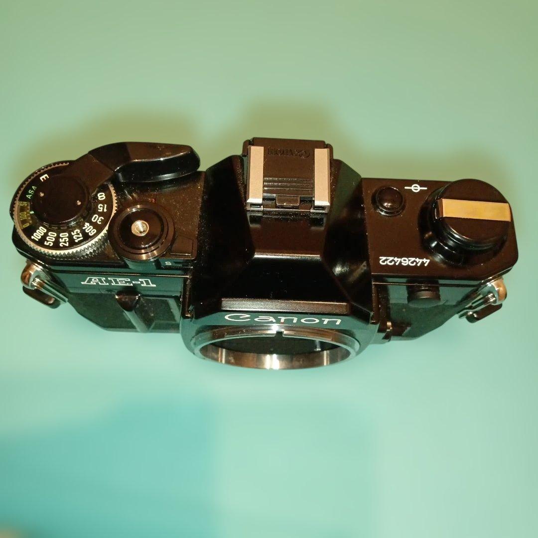 フィルムカメラ CANON AE-1
