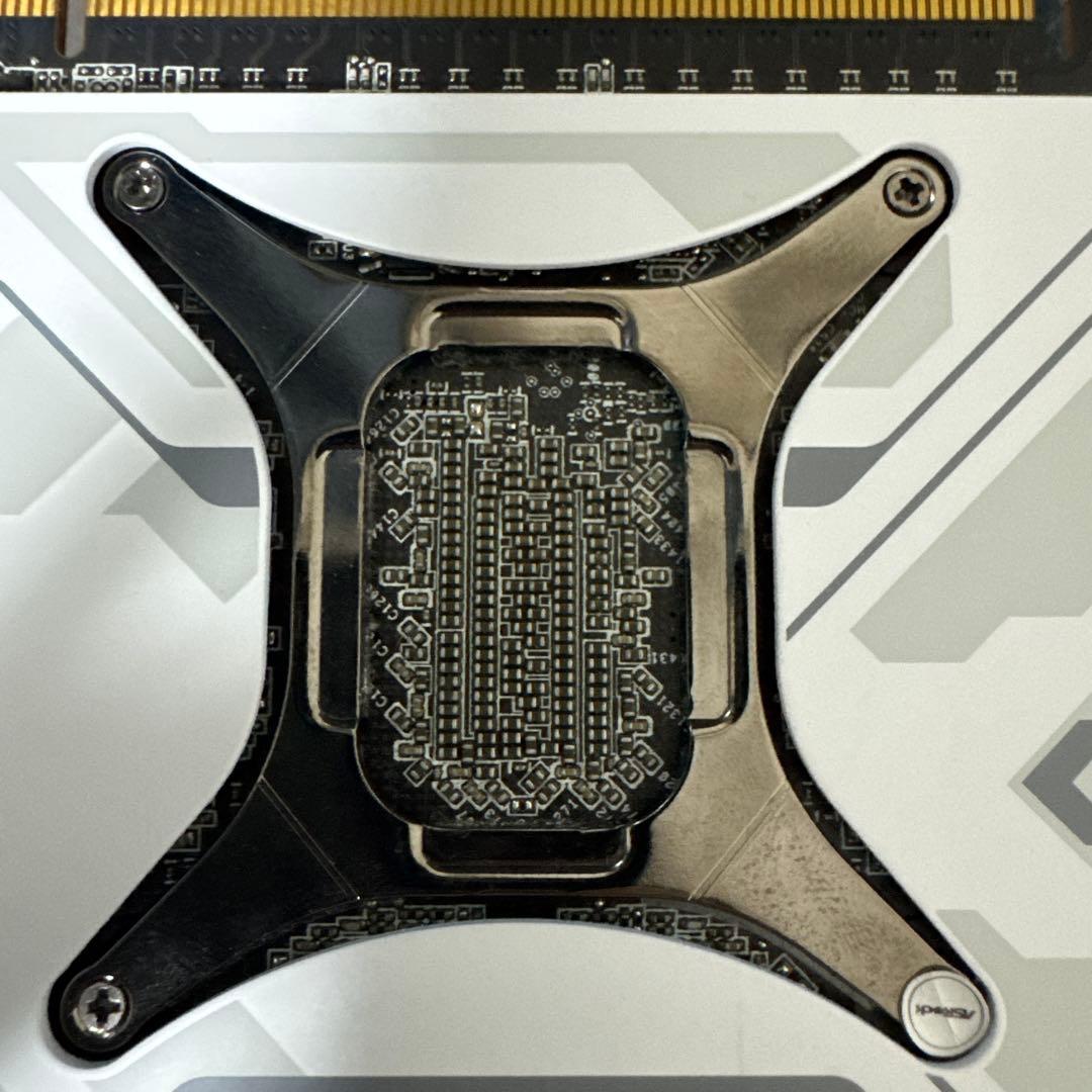【ジャンク】Radeon RX 9070XT ホワイト