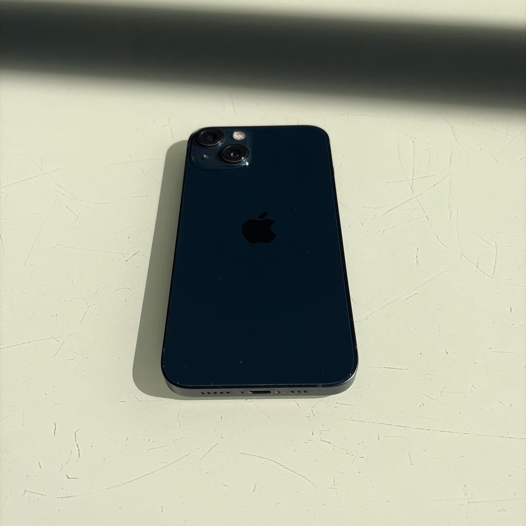 Apple iPhone 13 ミッドナイト 本体　美品