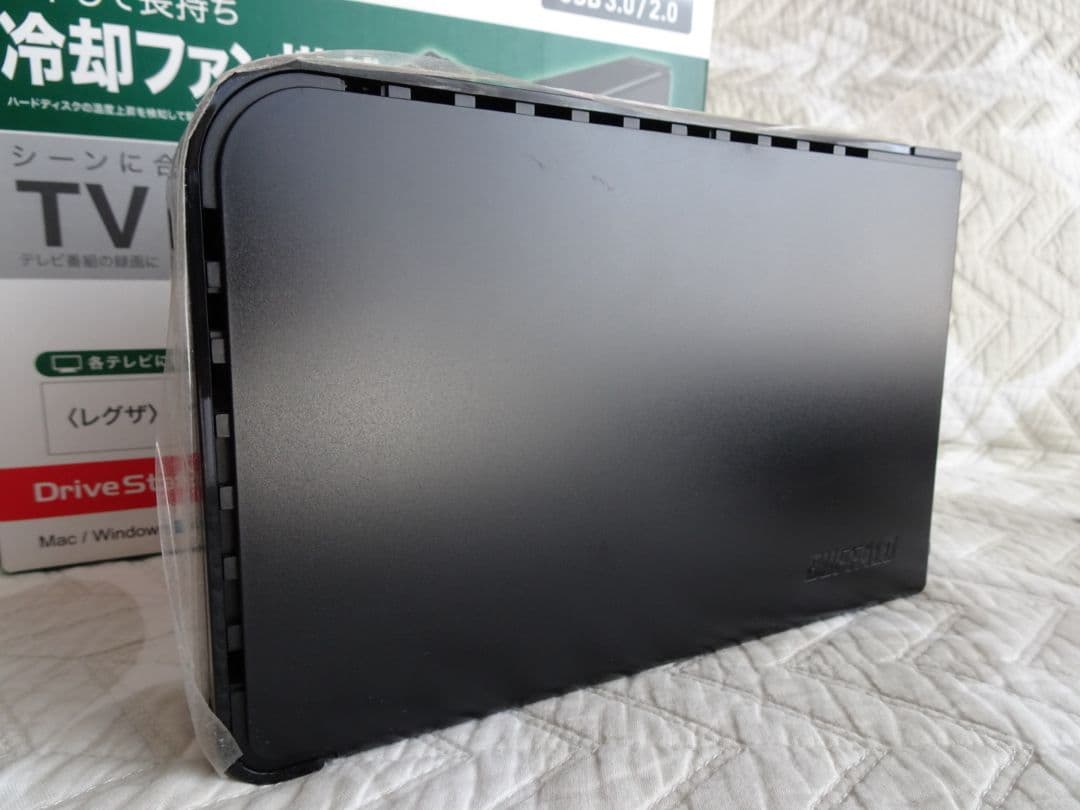 BUFFALO 3.0TB 外付けHDD　冷却ファン搭載