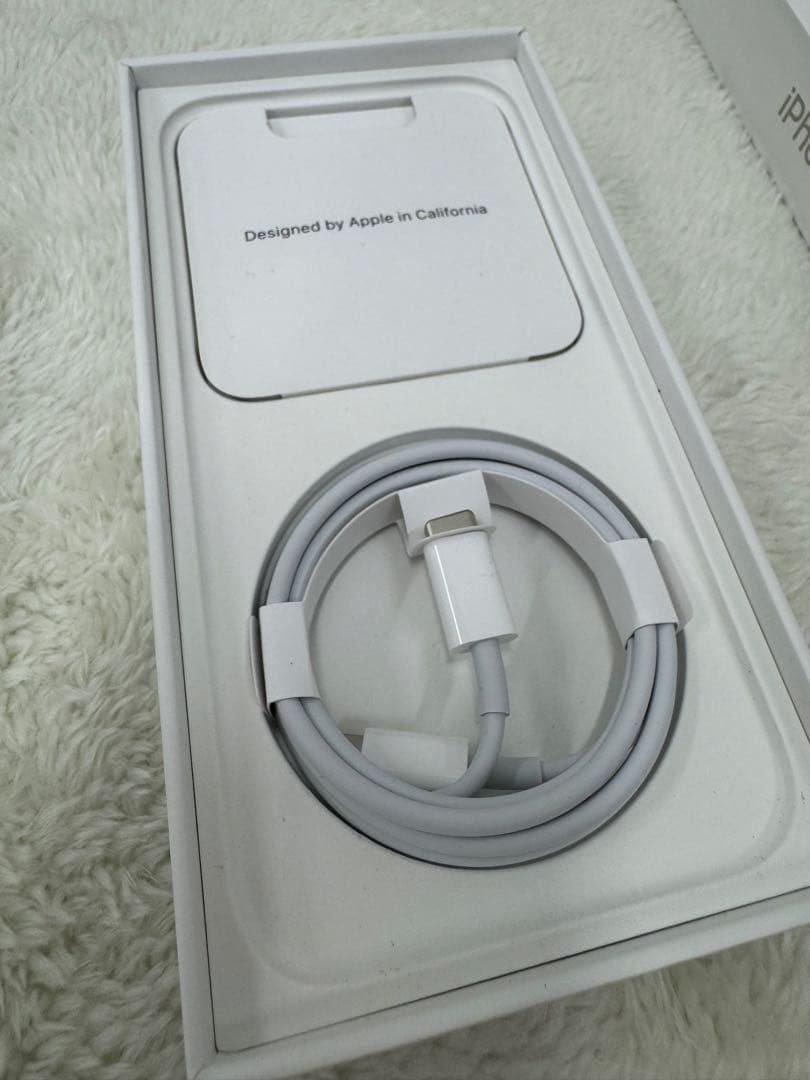 Apple iPhone 12 ホワイト 64Gバッテリー85%
