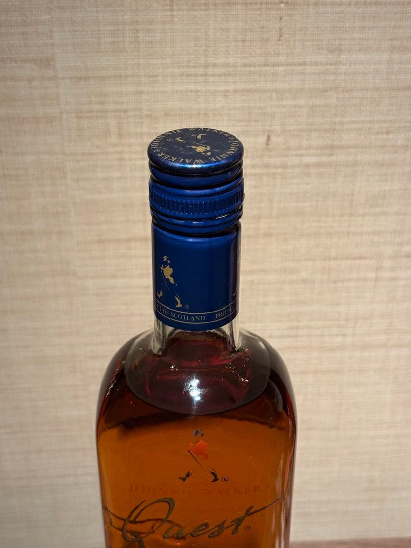 Johnnie Walker Quest スコッチウイスキー 750ml 箱入り