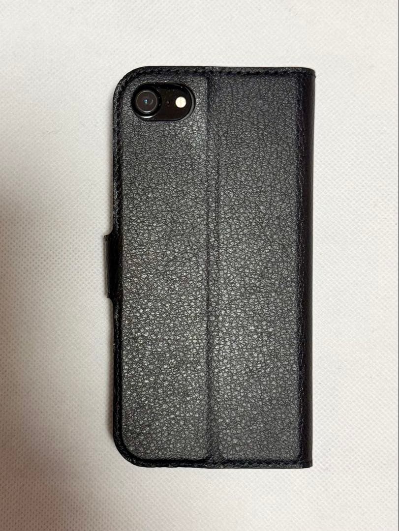 ● 超美品 ● 電池交換100% iPhone 7黒（32GB）ケース付き