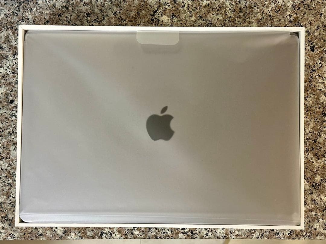 中古 MacBook Air M1 / 13inch / 8gb / 512gb