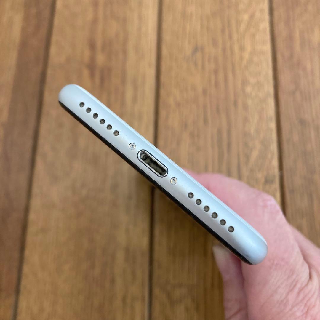 iPhoneSE ホワイト 本体