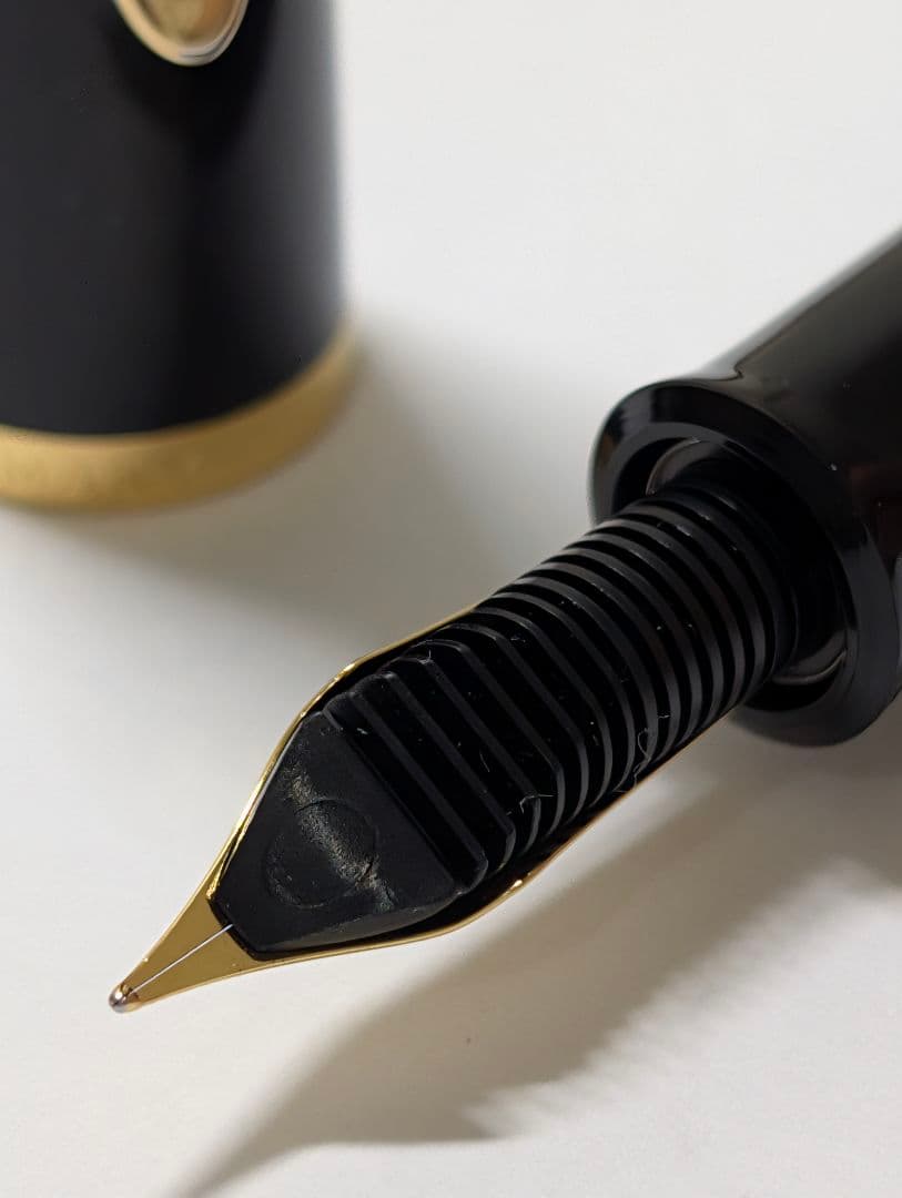 Pelikan Classic M200 EF マーブルグリーン