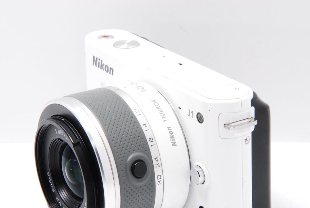 Nikon 1 J1 ホワイト ミラーレス スマホ転送 標準ズームレンズキット