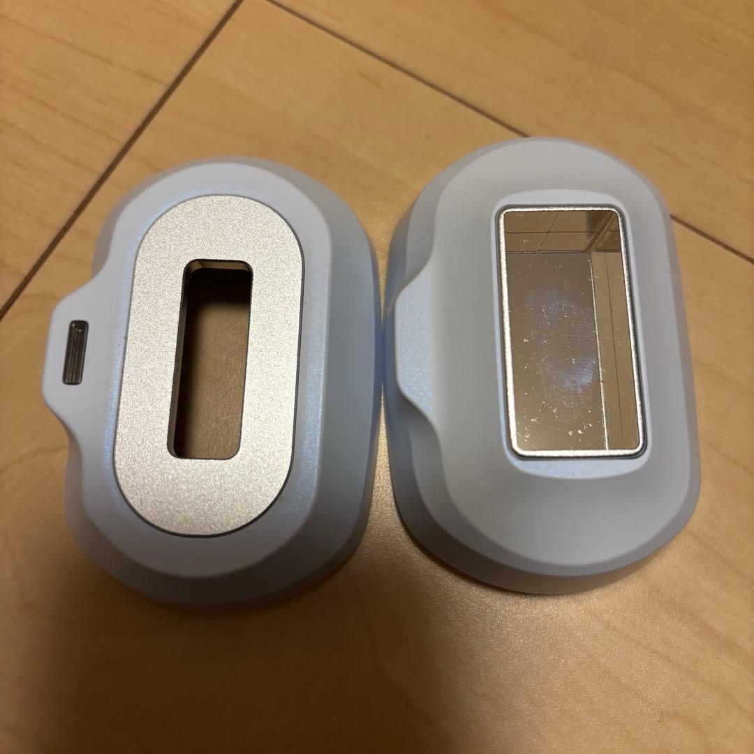 エミ