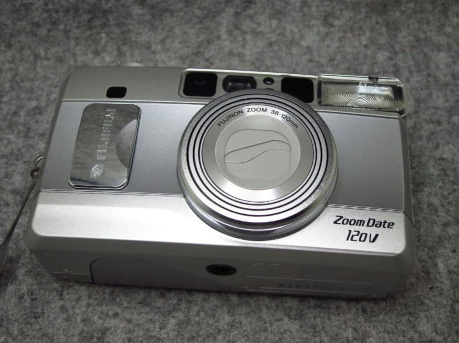 FUJIFILM ZoomDate 120V フィルムカメラ