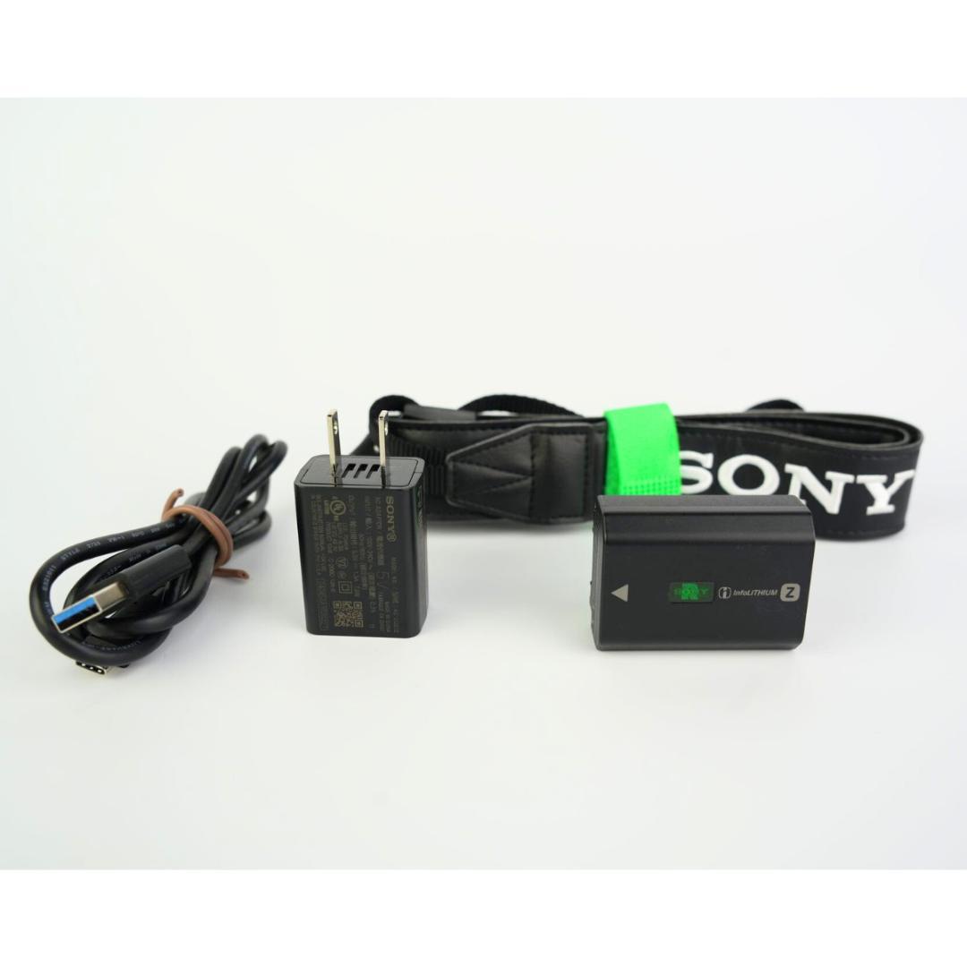 シャッター1877回 おまけ付き美品 SONY a7iv ILCE-7M4