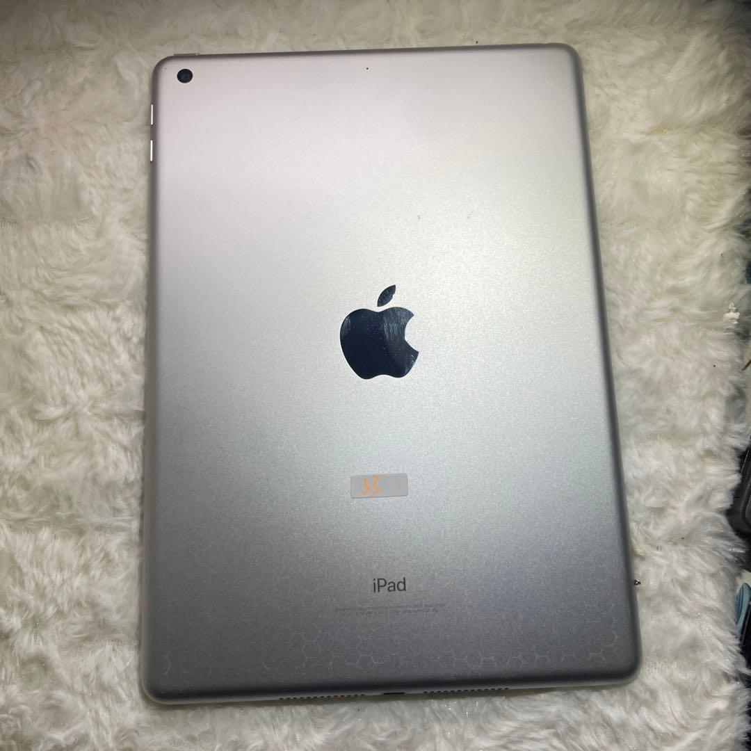 iPad本体 33-iPad 6th 32GB