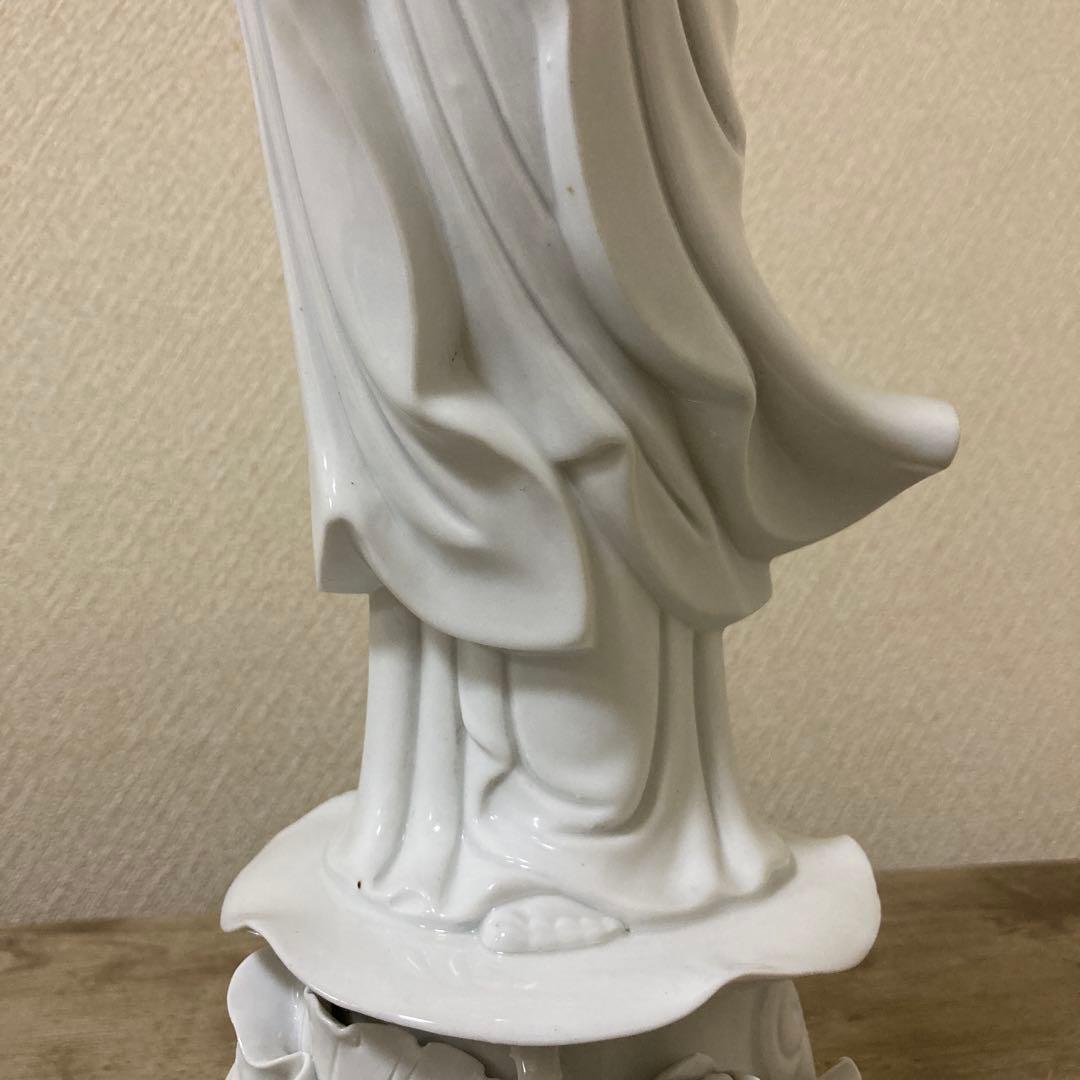 修復あり　中国美術　白磁　蓮上観音立像　置物　仏像〈検　徳化窯　観音菩薩　青磁