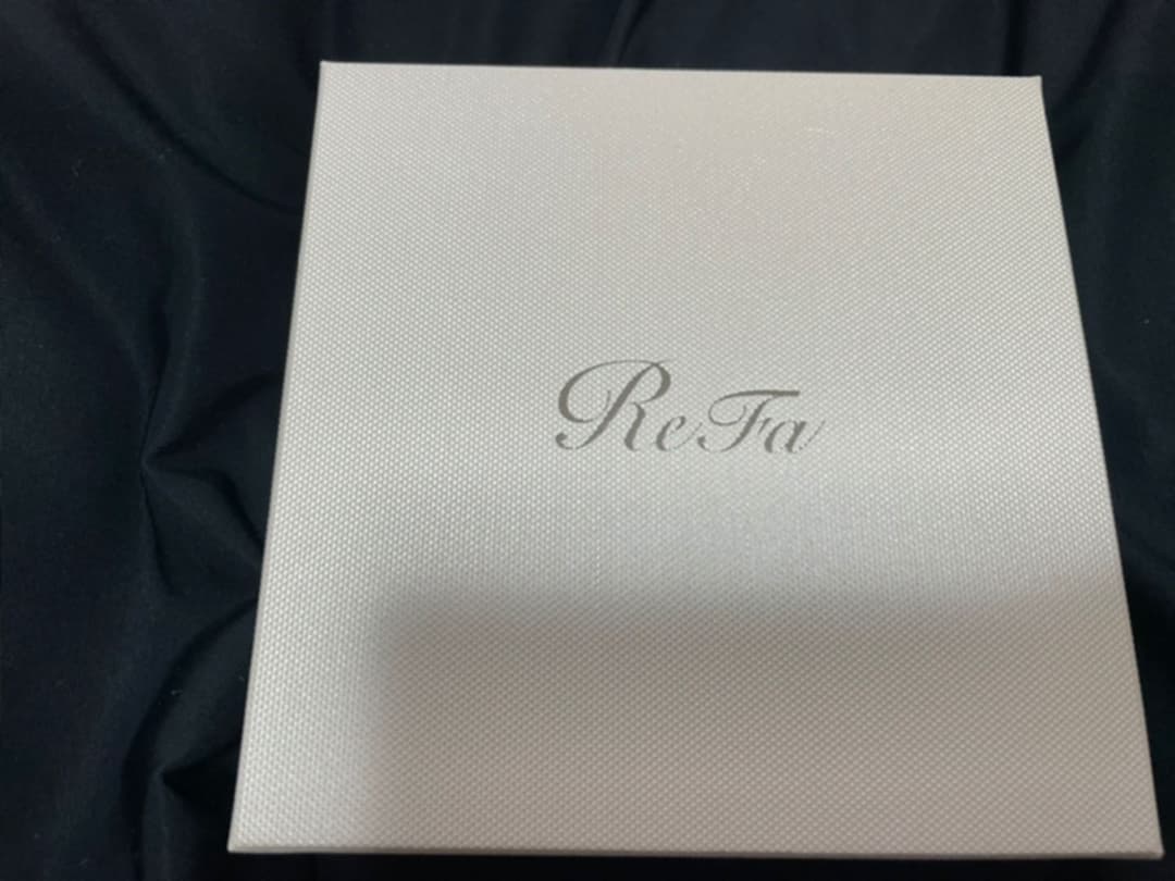 【半額以下！新品未使用美品】　リファ　カッサ　レイ　美顔ローラー