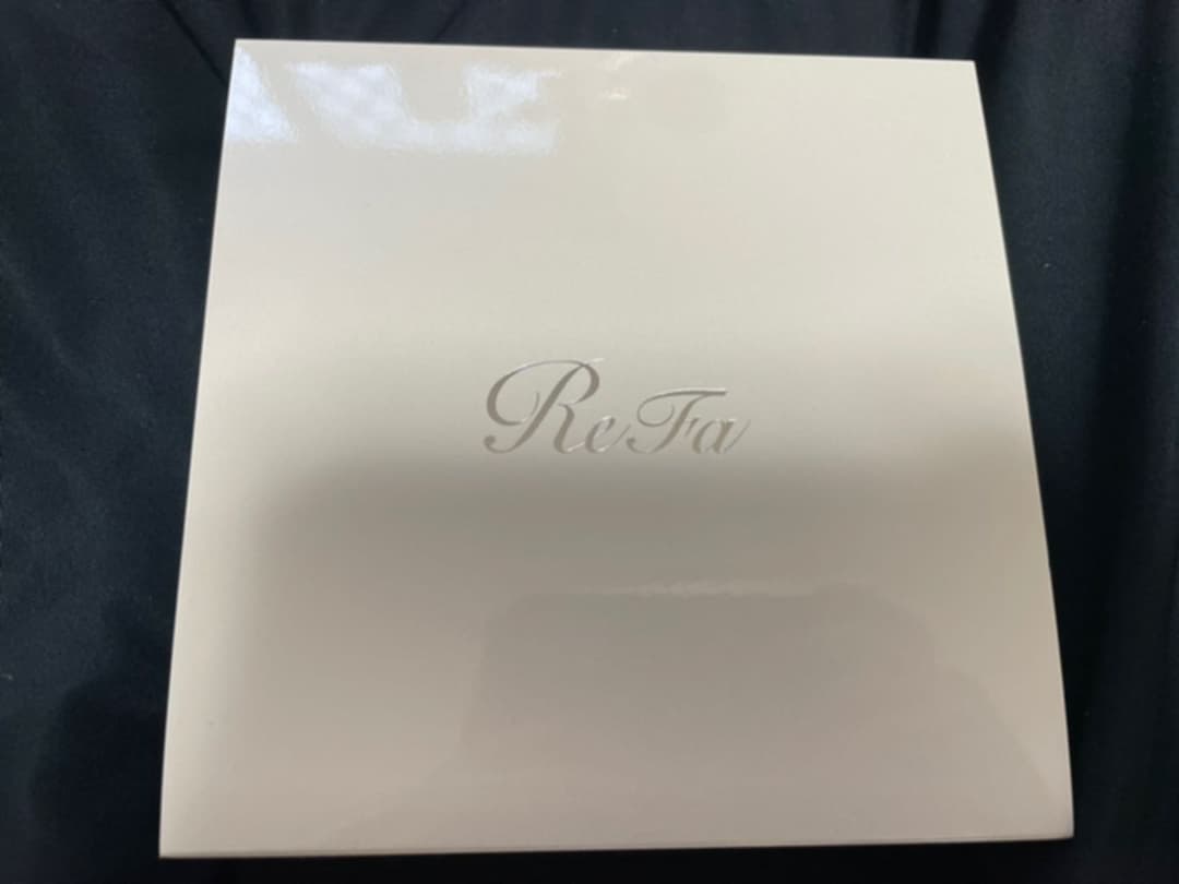 【半額以下！新品未使用美品】　リファ　カッサ　レイ　美顔ローラー