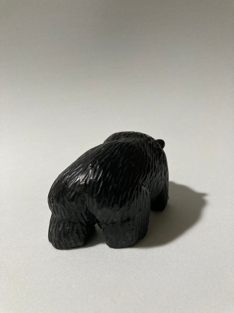 天然石黒色 クマ彫刻 置物 民芸品 工芸品