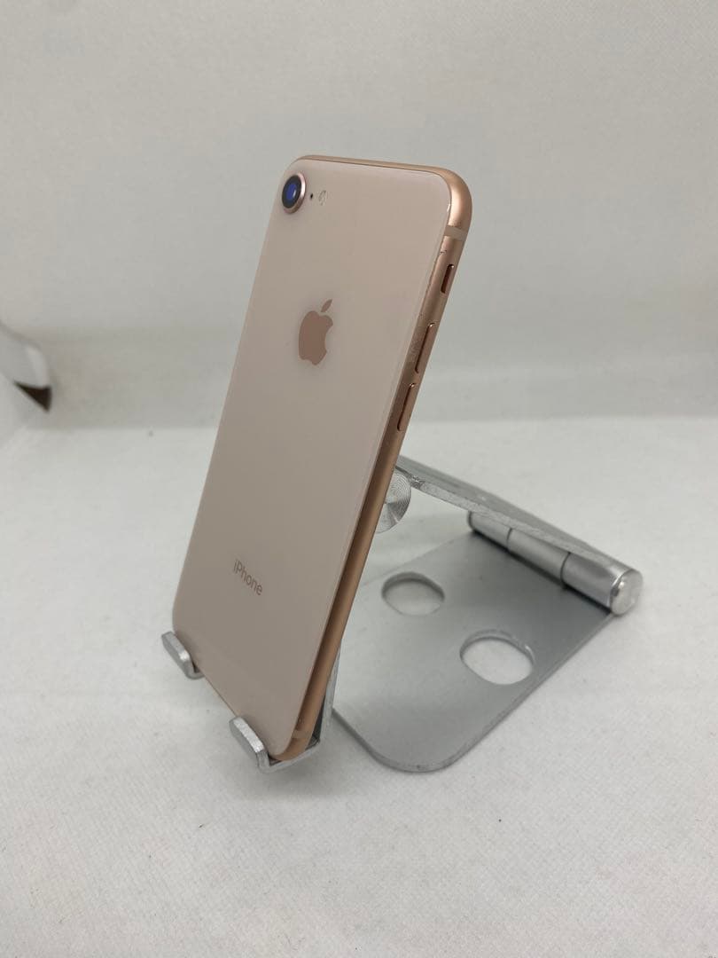 Iphone 8 64GB Sim フリー　46602