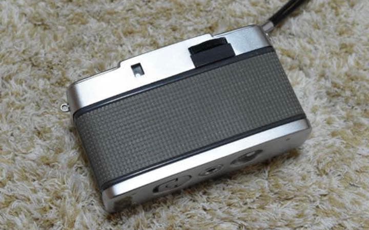 フィルムカメラ olympus-pen-ee