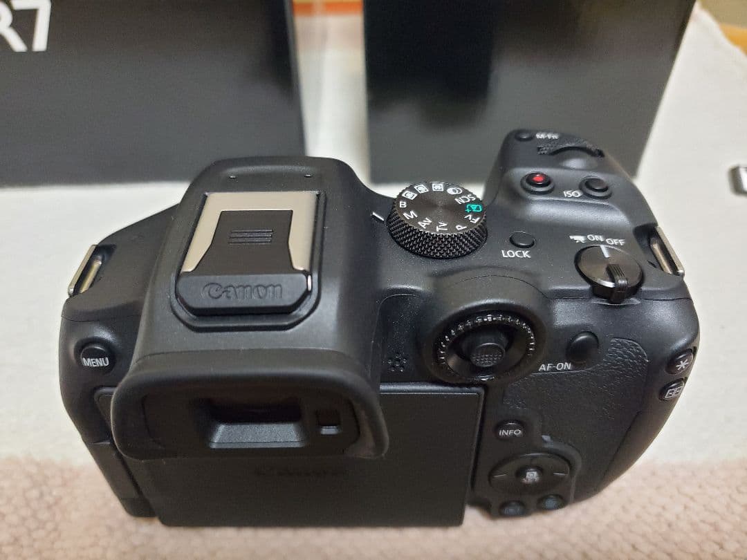 Canon EOS R7 ミラーレス一眼セット