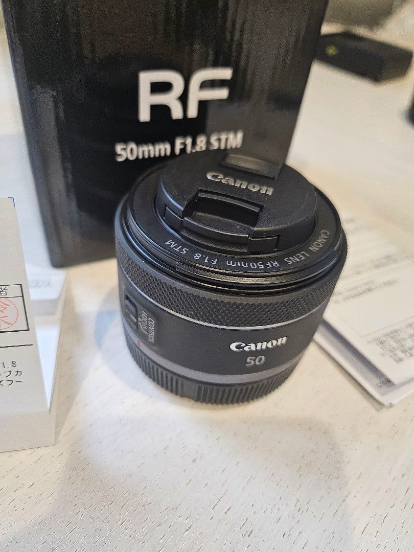 保証残有 Canon RF50㎜　F1.8 STM 交換レンズ