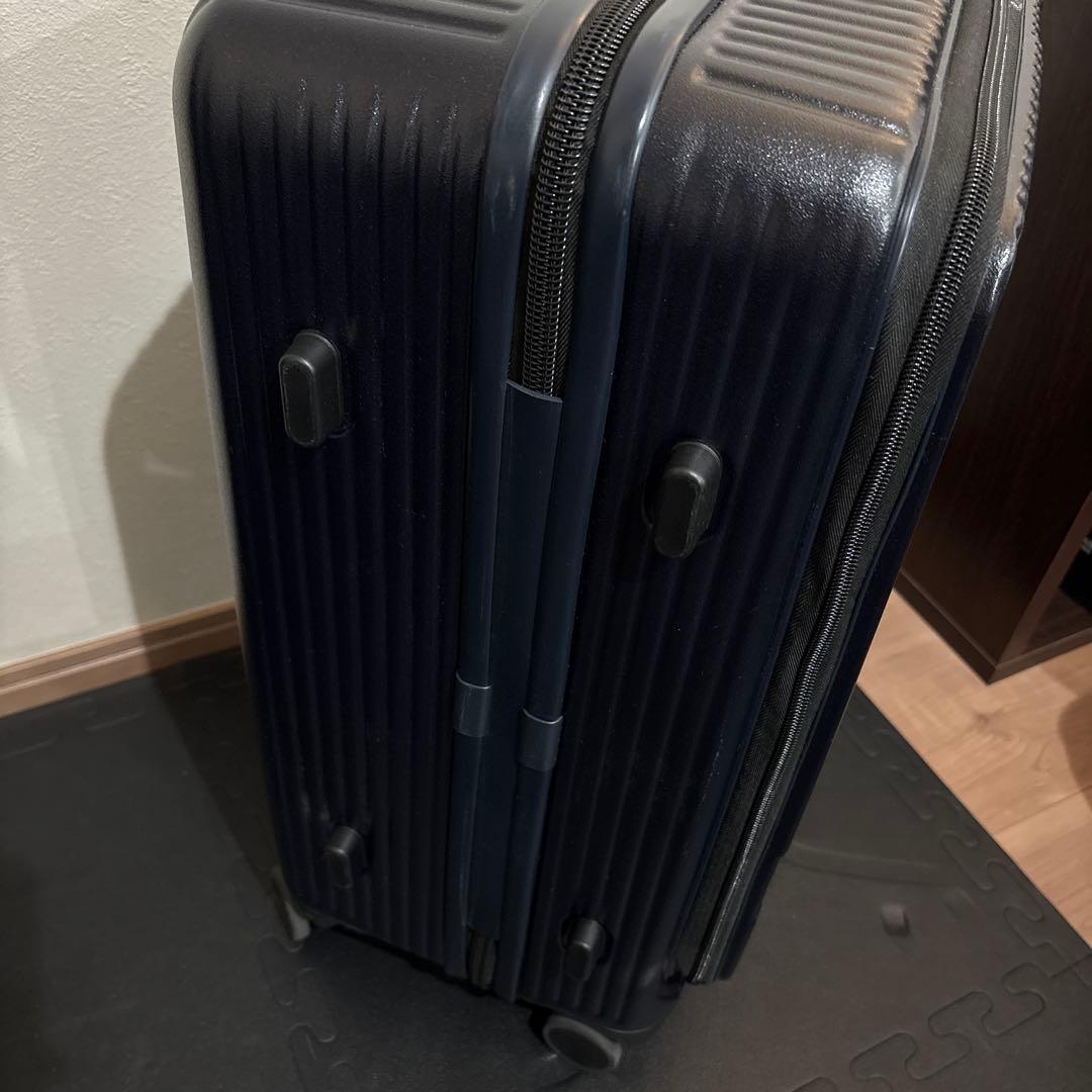 イノベータースーツケース　38リットル　機内持ち込み可