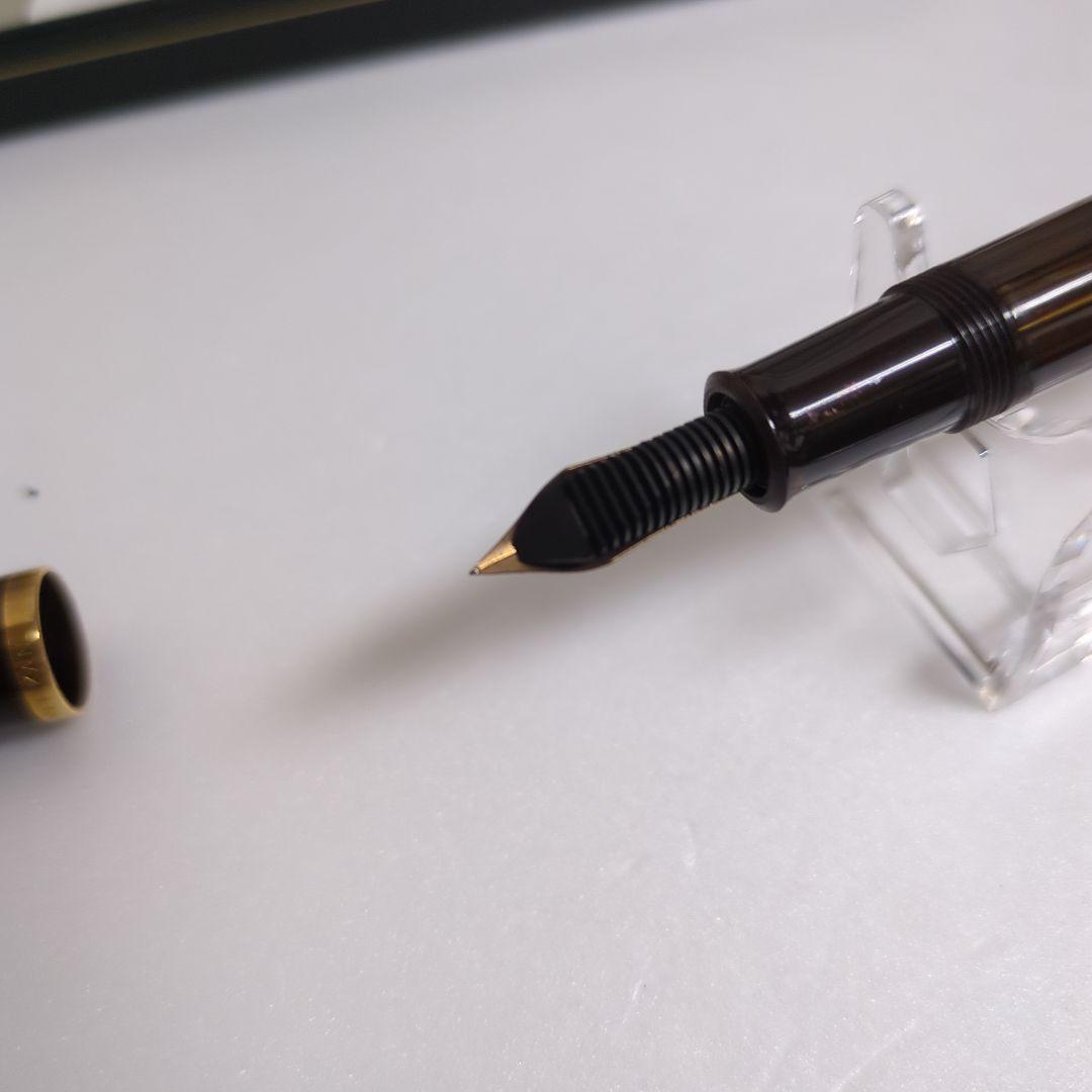 ペリカン PELIKAN クラシック M200 万年筆 マーブルブラウン