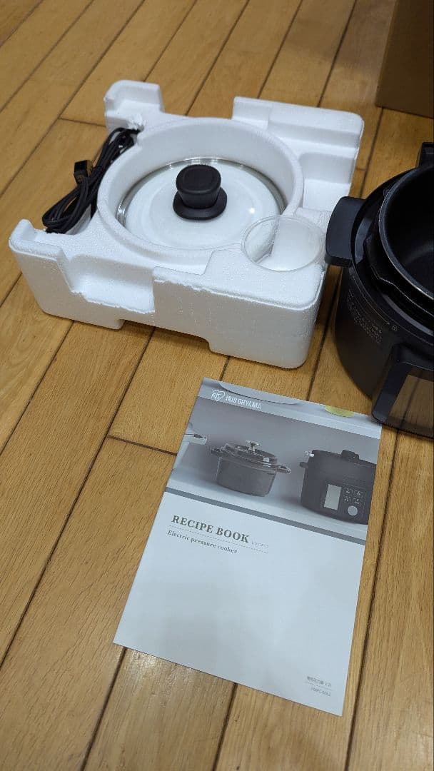 未使用品 IRIS OHYAMA 電気圧力鍋 PMPC-MA2 黒