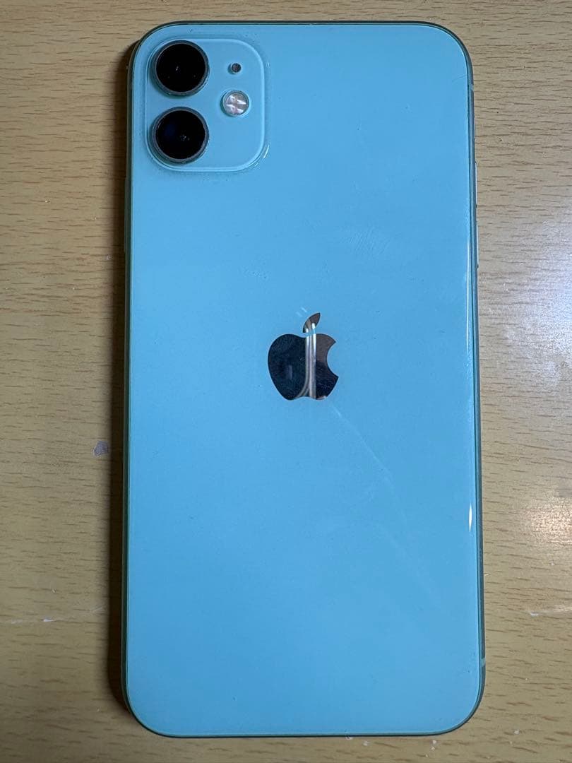 お*り様 Apple iPhone 11 グリーン128GB SIMロックなし