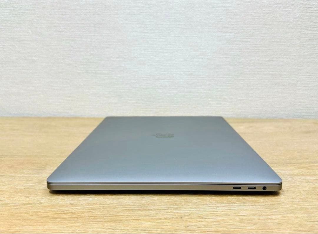 Y*O様 2025年OS] MacBook Pro ／4K／メモリ32GB