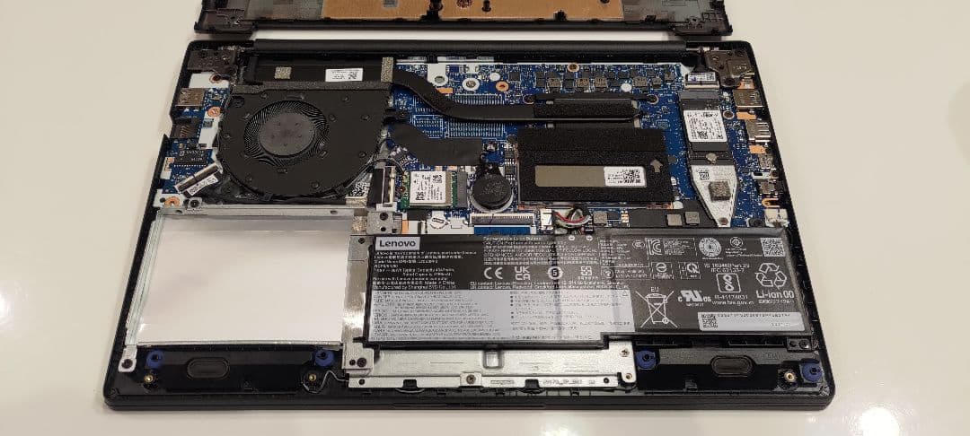 Windowsノート本体 Lenovo v14 Gen4 Core i5 13420H 16GB