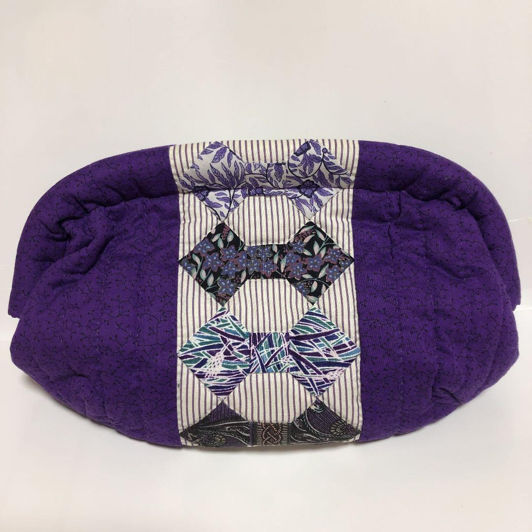 ハンドメイド　ボータイのバッグ