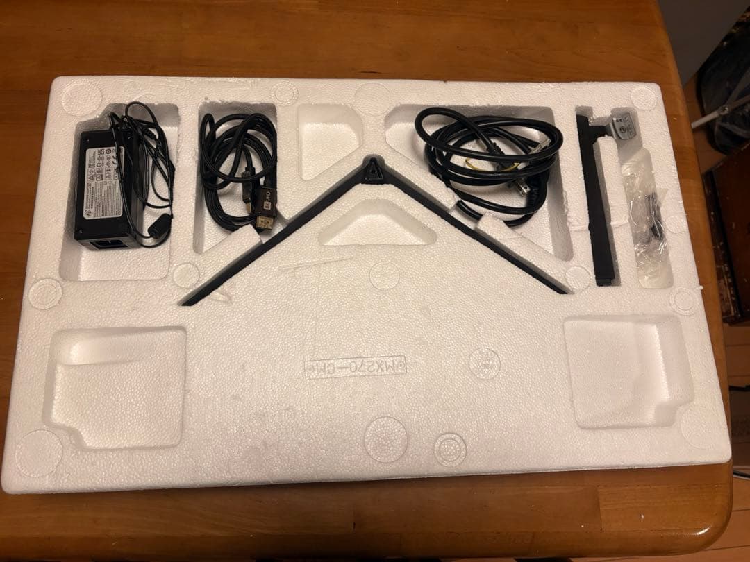 美品　Z-EDGE UG27P 240hz 27インチゲーミングモニター