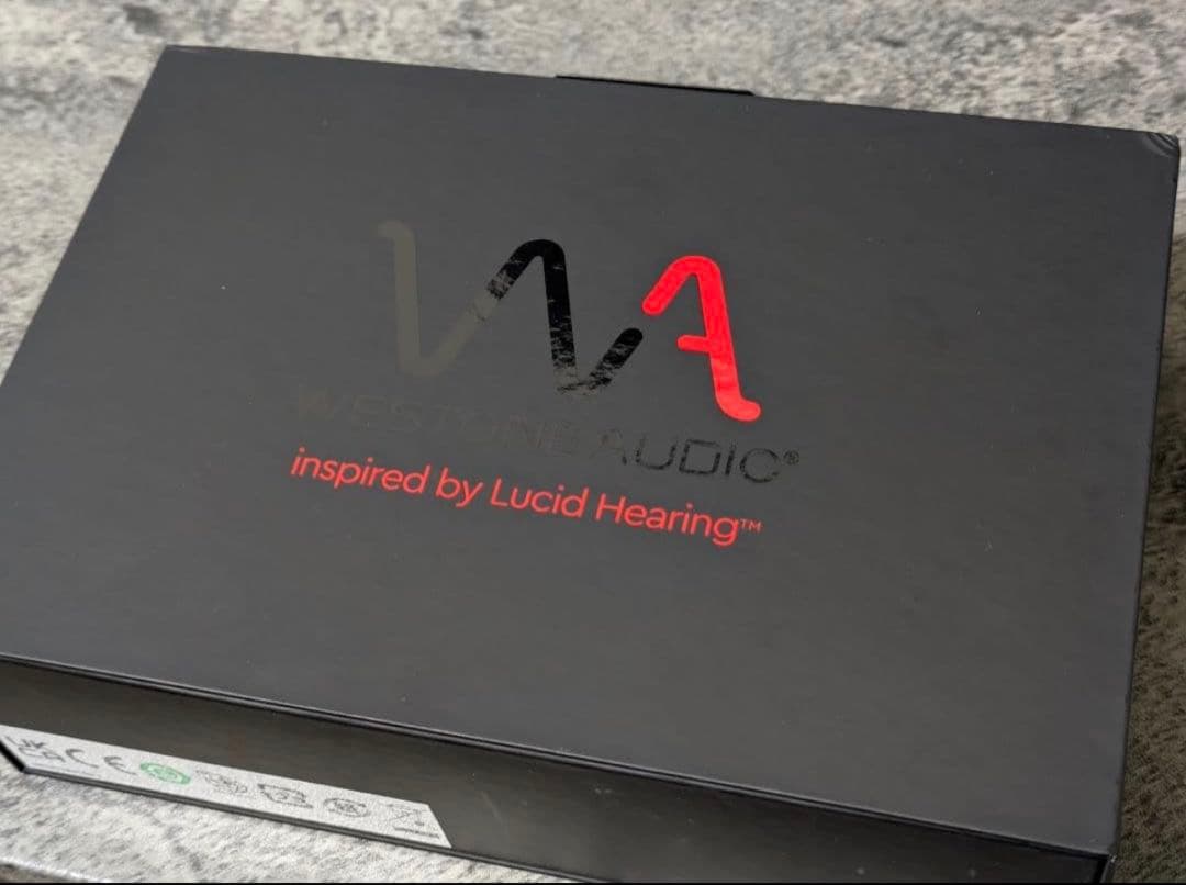 定価300,000近く　MACH 80 Westone Audio イヤホン