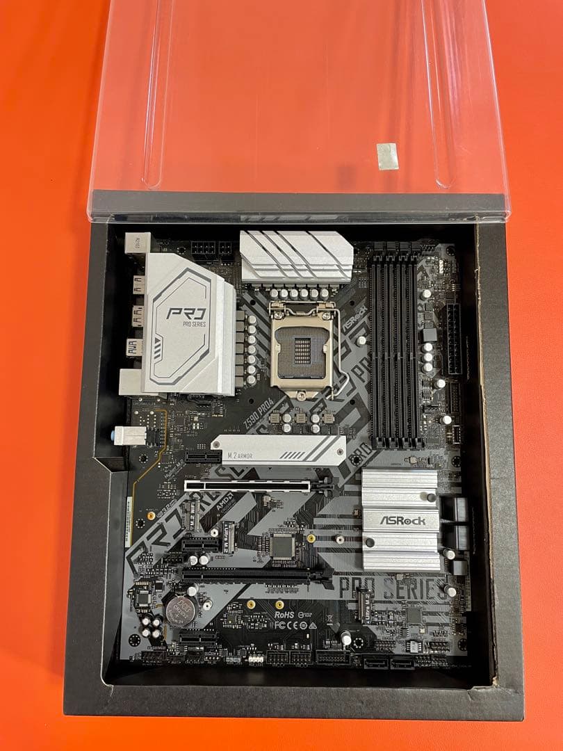 ASRock Z590 Pro4 ATX マザーボード (LGA 1200)