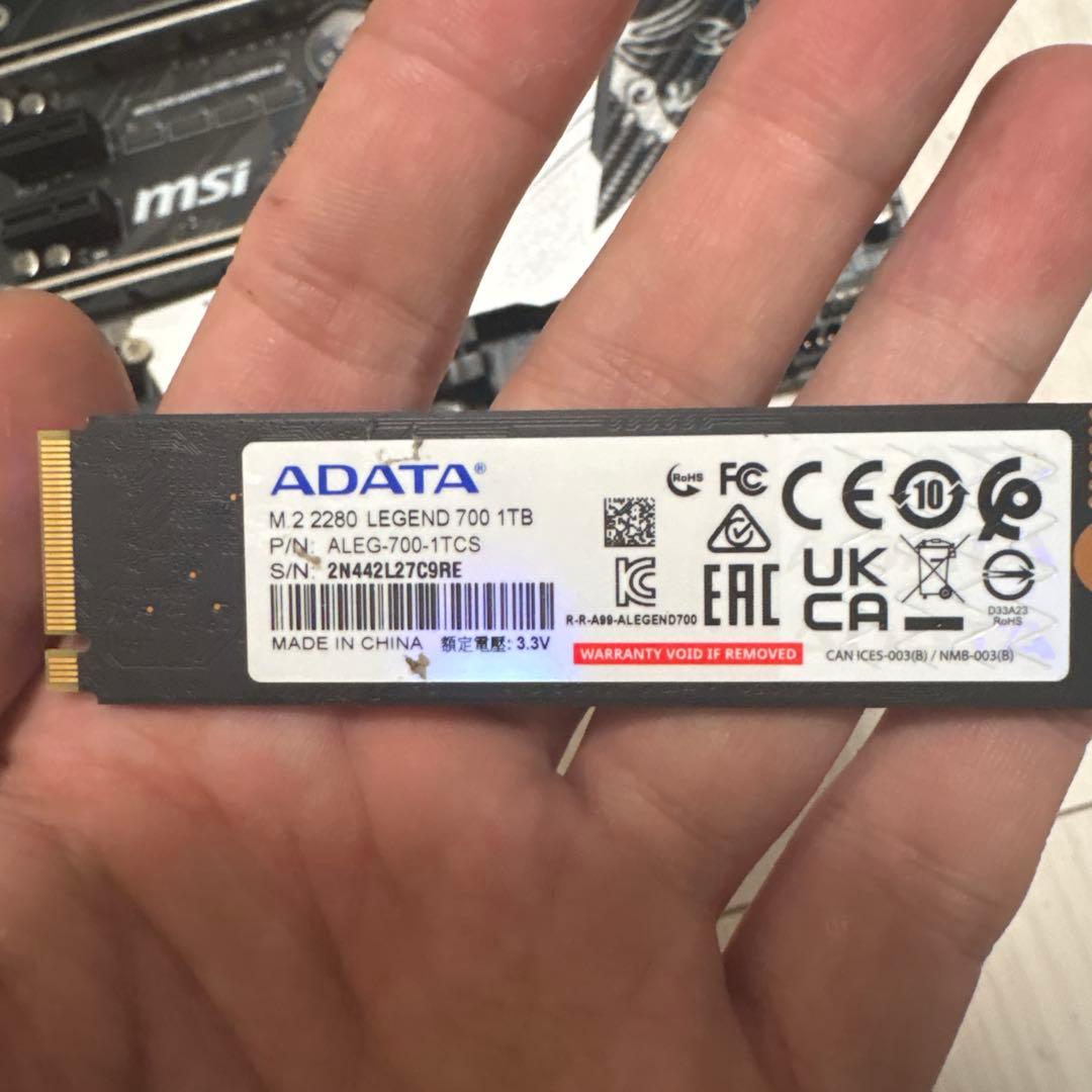 内蔵型SSD ADATA LEGEND 700 1TB M.2 2280 SSD